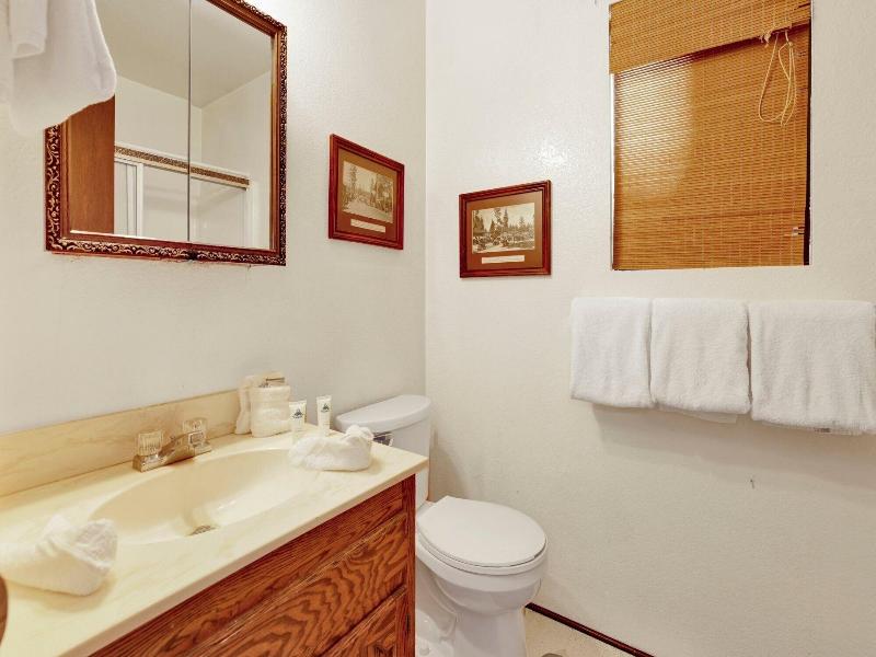 Bearadise Cottage #2275 image