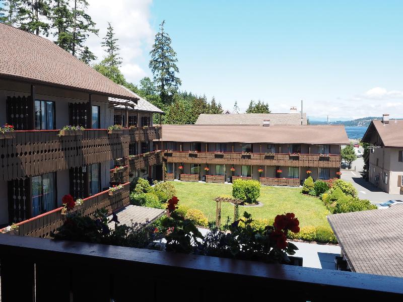 Ramada by Wyndham Campbell River image