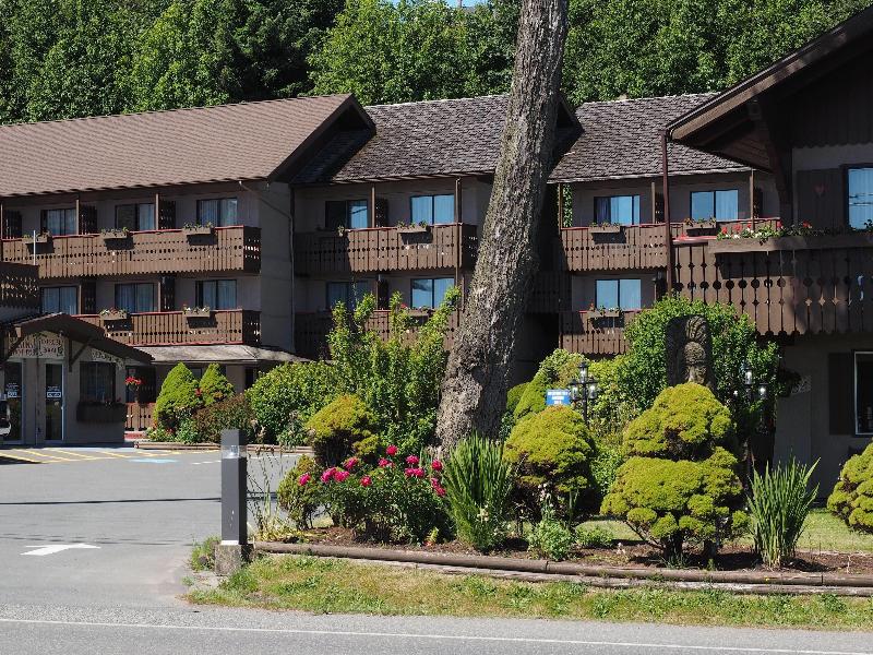 Ramada by Wyndham Campbell River image