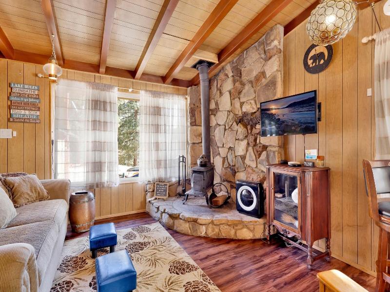 Ski View Chalet #2215 image