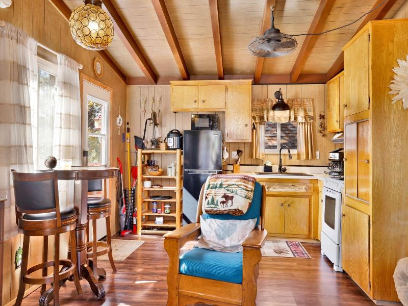 Ski View Chalet #2215 image