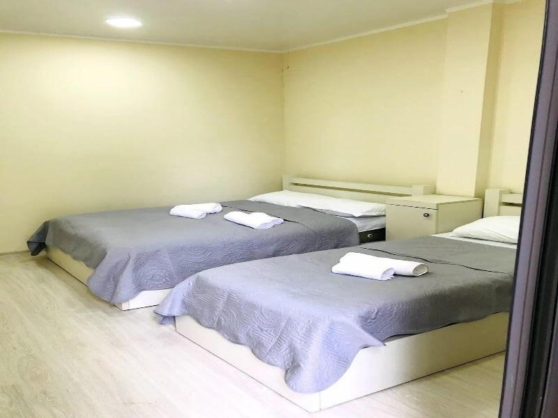 Hotel Gurya image