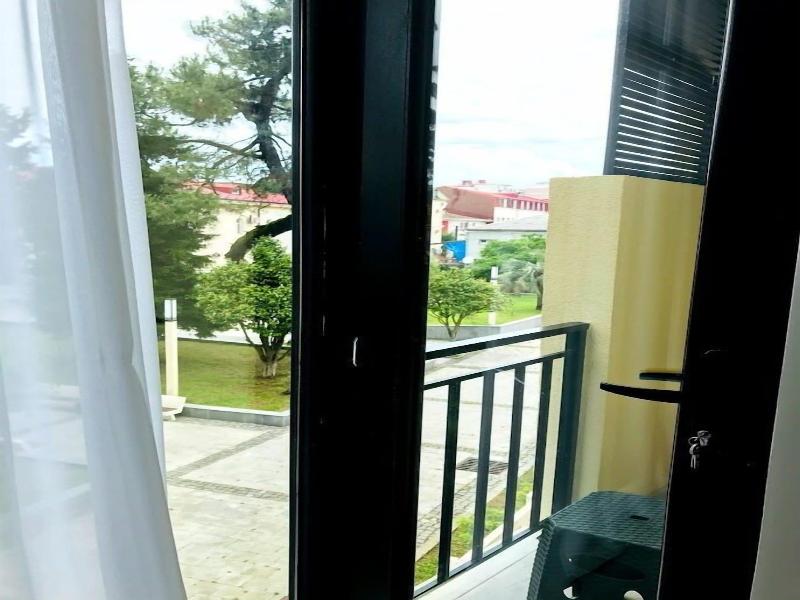 Hotel Gurya image