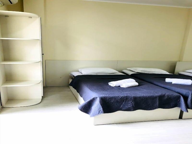 Hotel Gurya image