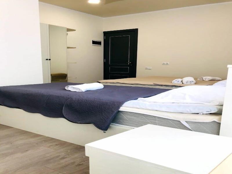 Hotel Gurya image