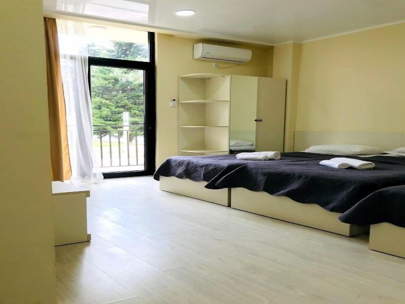 Hotel Gurya image