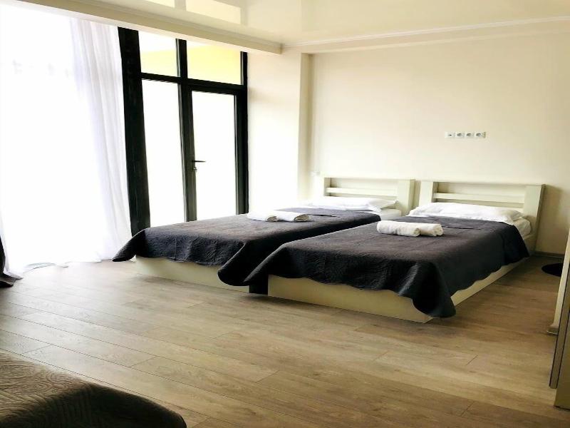 Hotel Gurya image