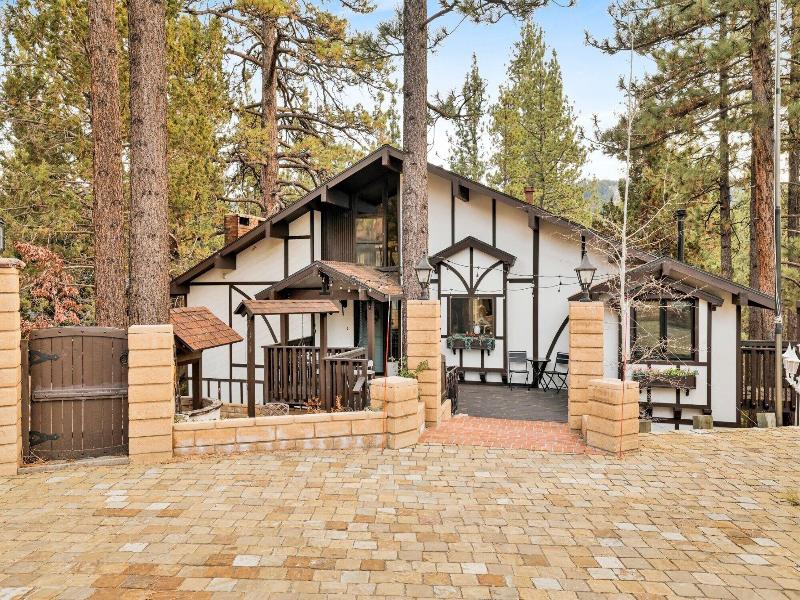 Soaring Pines #2193 image