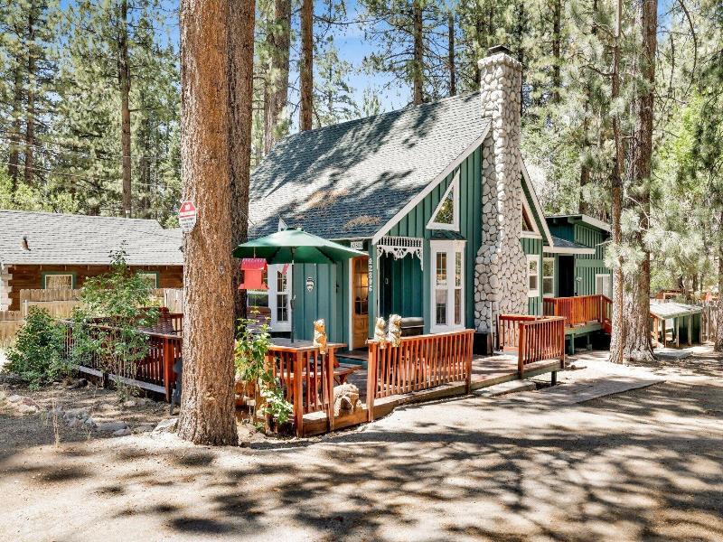 Twin Pines Lodge #2458 image