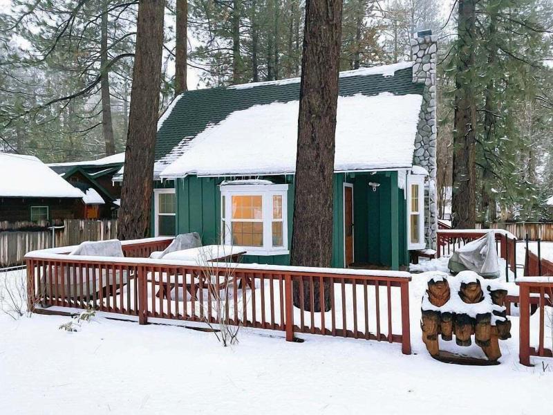 Twin Pines Lodge #2458 image
