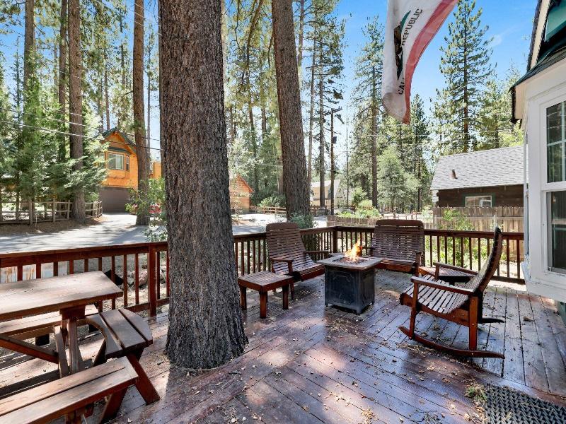 Twin Pines Lodge #2458 image