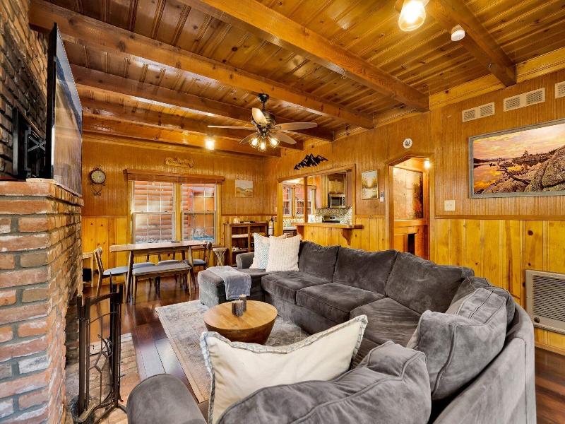 Silvertip Pines #2335 image