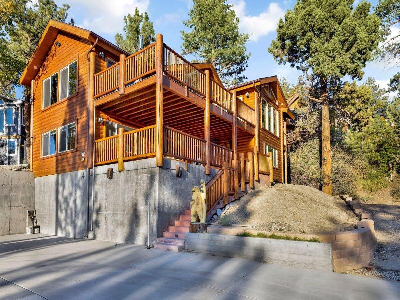 Silver Tip Chalet #2141 image