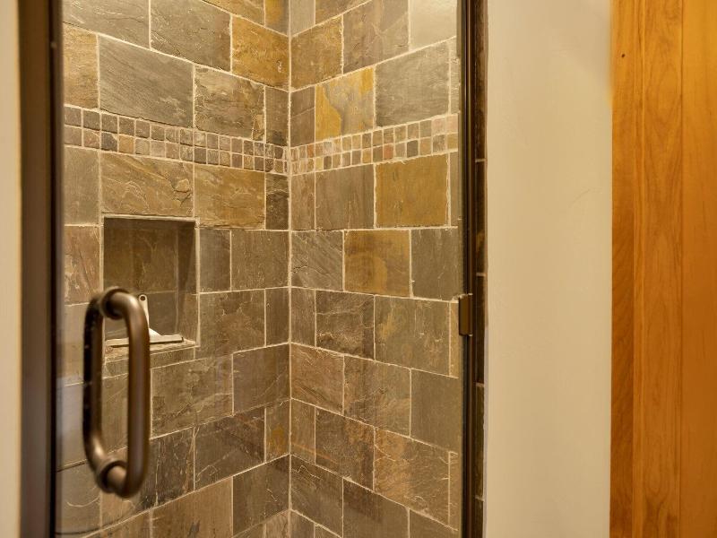 Silver Tip Chalet #2141 image