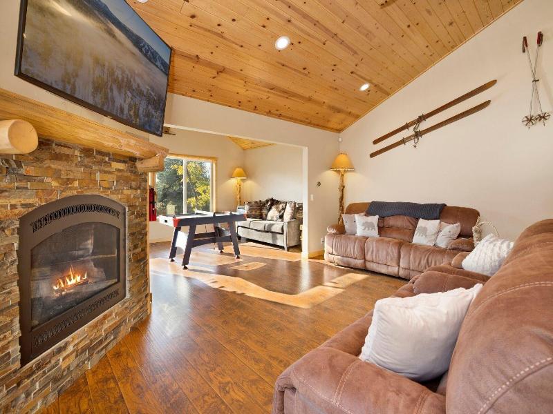 Silver Tip Chalet #2141 image