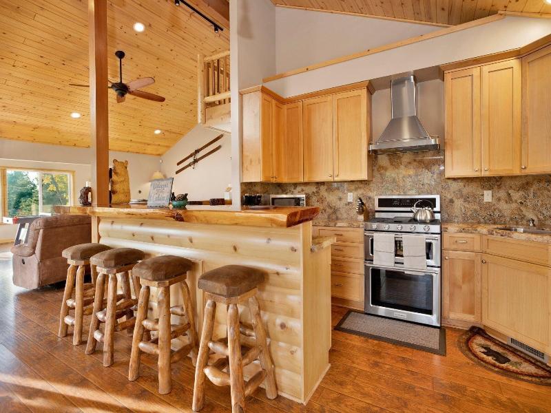 Silver Tip Chalet #2141 image