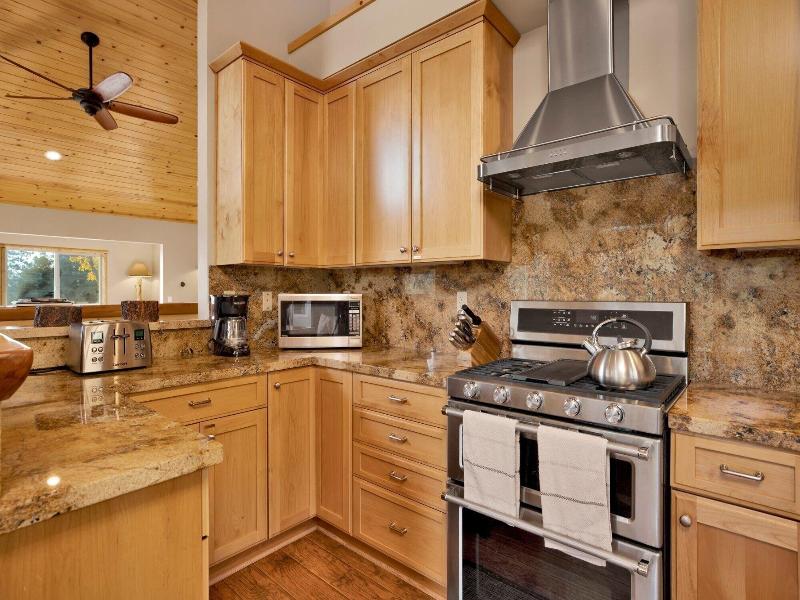 Silver Tip Chalet #2141 image