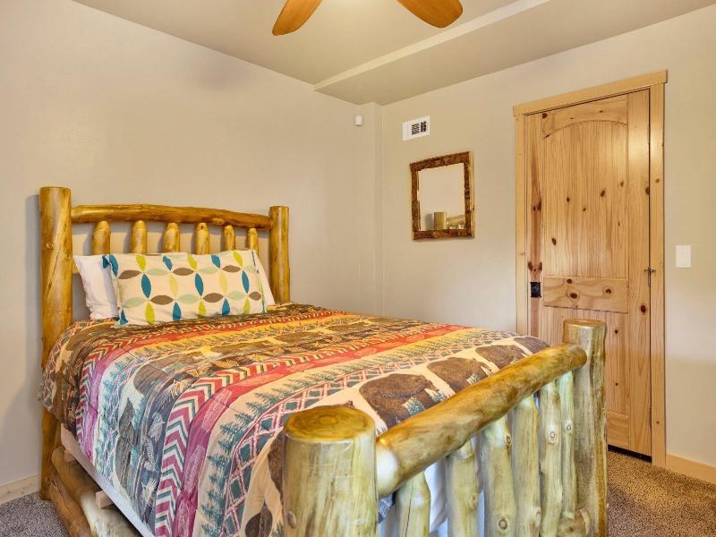 Silver Tip Chalet #2141 image