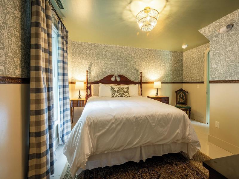 Wilder House Berkshires image