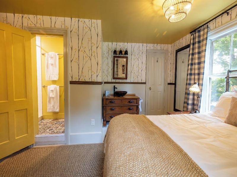Wilder House Berkshires image
