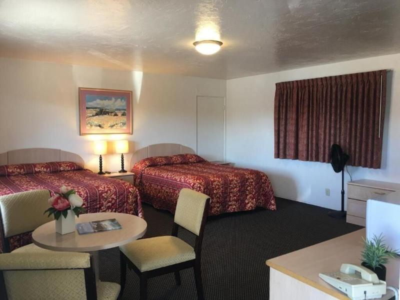 Old Marina Inn image