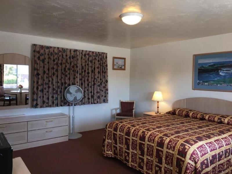 Old Marina Inn image