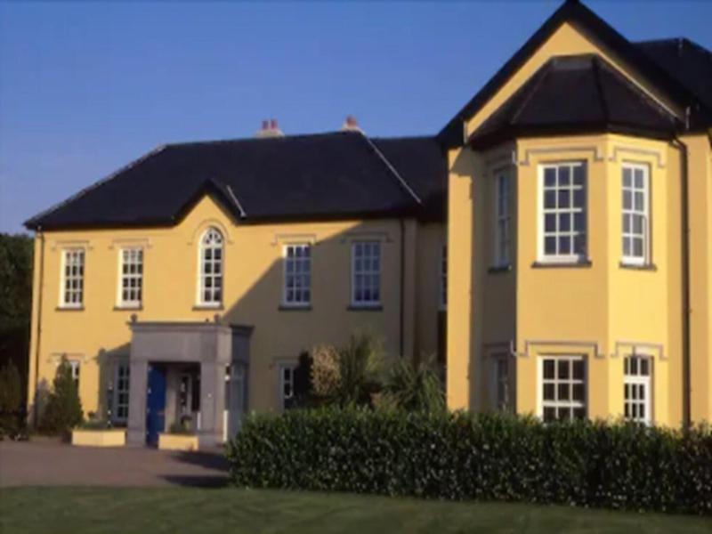 Emlagh House image