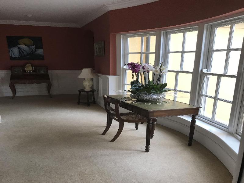 Emlagh House image