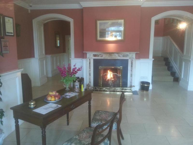 Emlagh House image