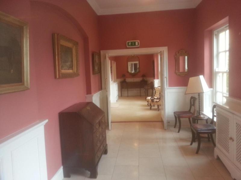 Emlagh House image