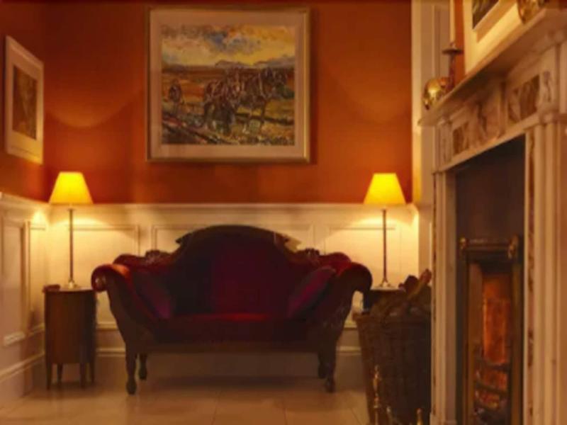 Emlagh House image