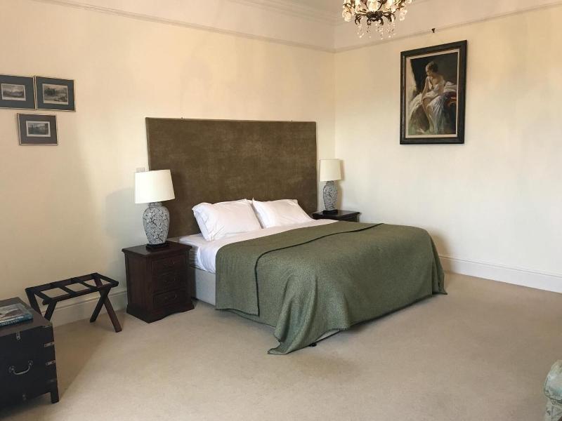 Emlagh House image