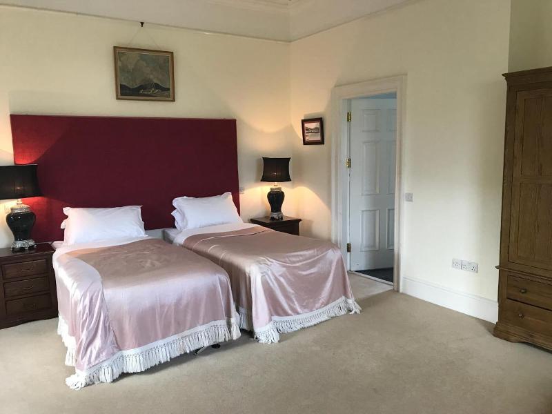 Emlagh House image