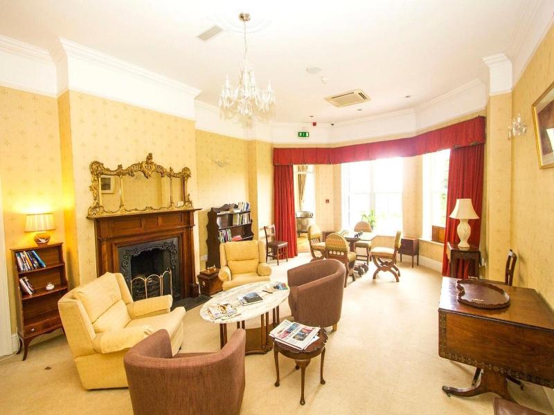 Emlagh House image
