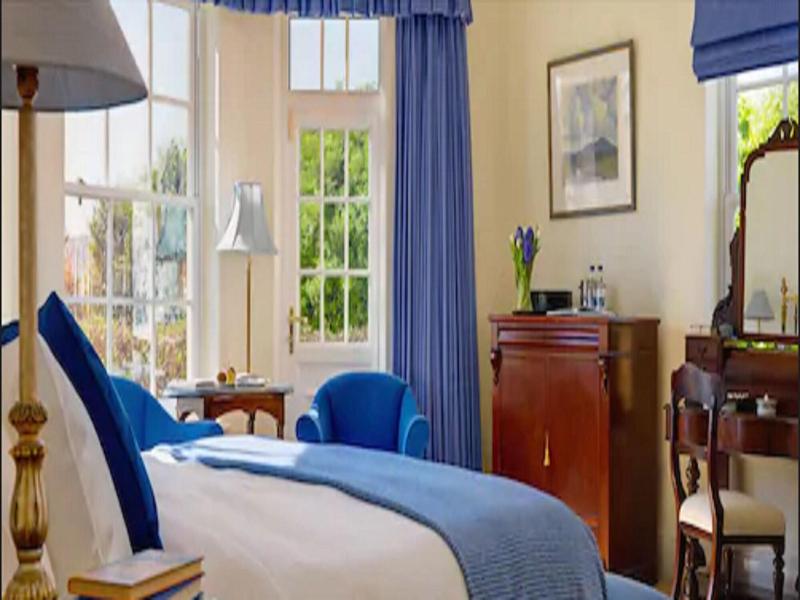 Emlagh House image