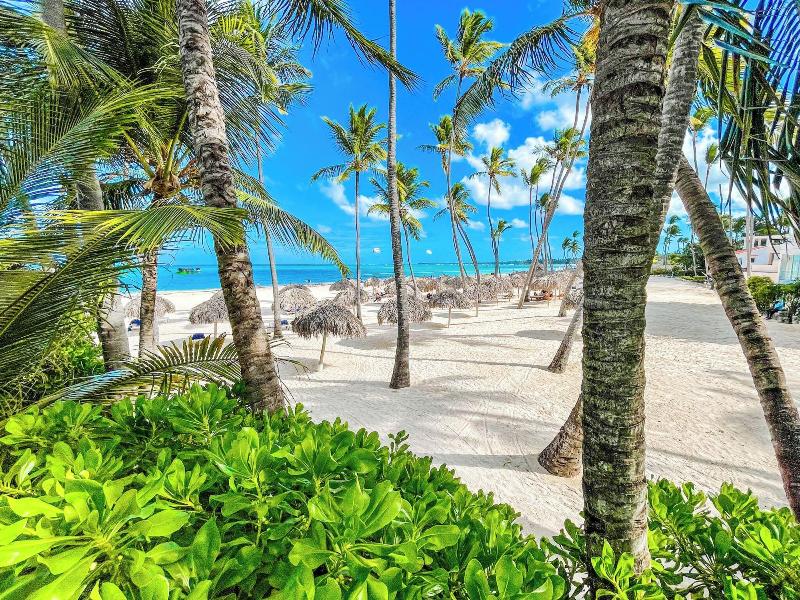 Punta Cana Paradise Studios Beach Pool image