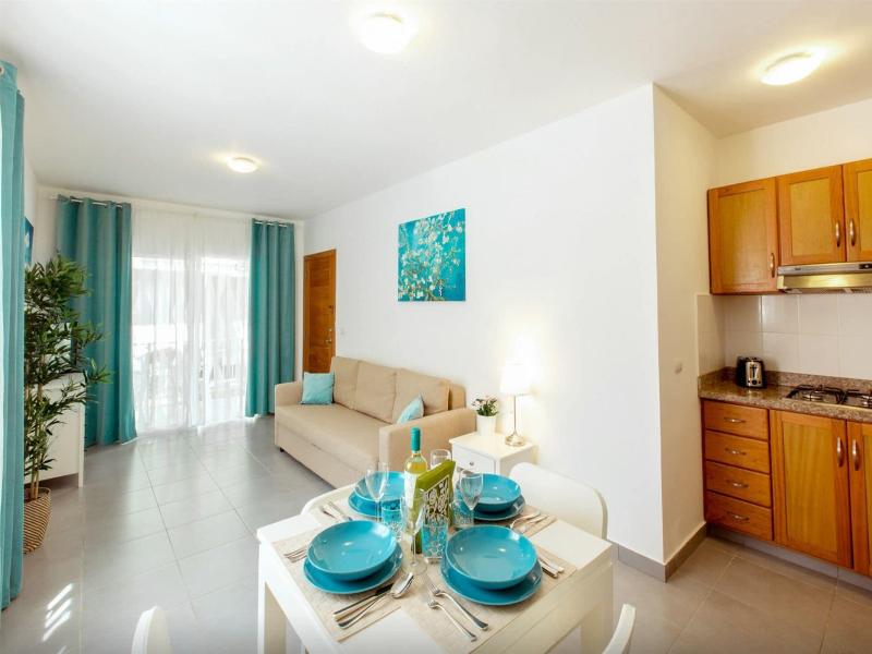 Punta Cana Paradise Studios Beach Pool image