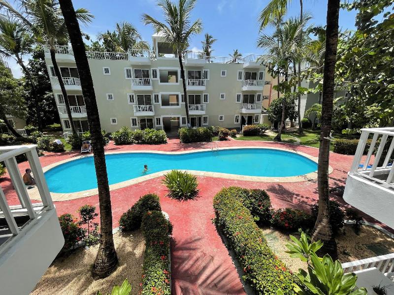 Punta Cana Paradise Studios Beach Pool image