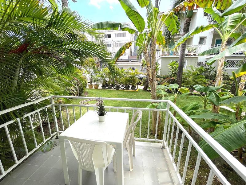 Punta Cana Paradise Studios Beach Pool image