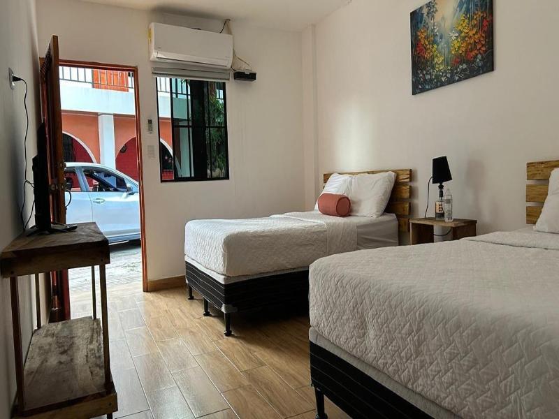 Hotel St Arthur image
