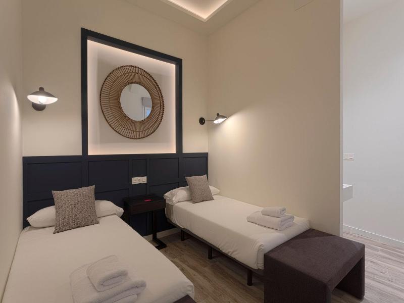 Fresh Velazquez Apartments image
