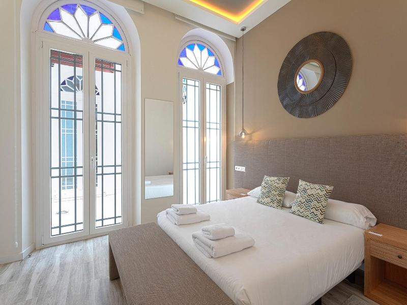 Fresh Velazquez Apartments image