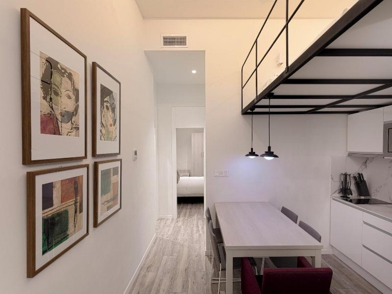 Fresh Velazquez Apartments image