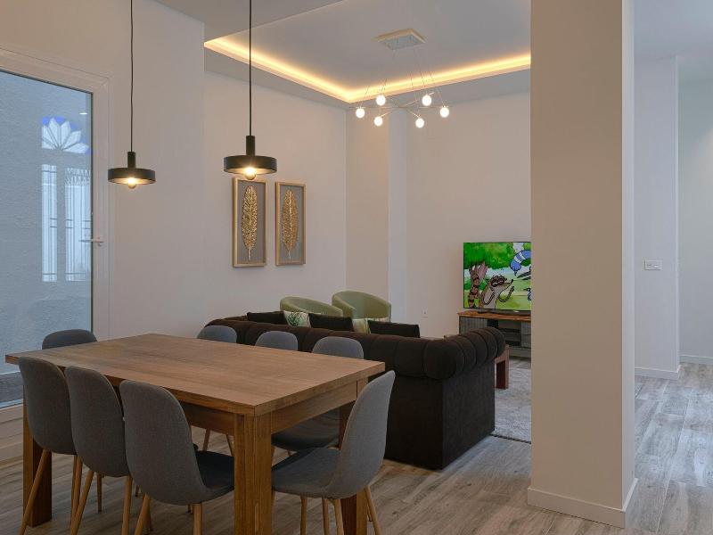 Fresh Velazquez Apartments image