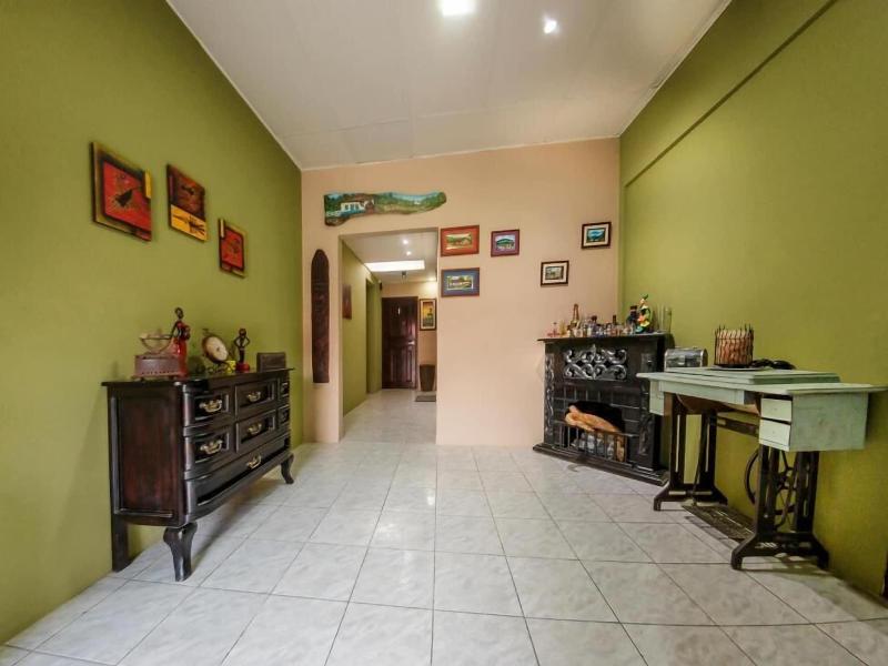 Del Cafetal Cr image