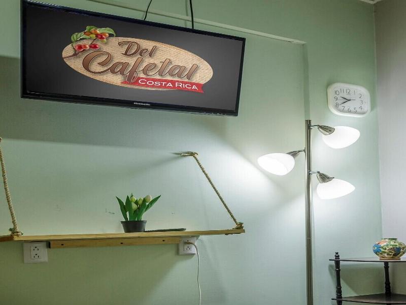 Del Cafetal Cr image