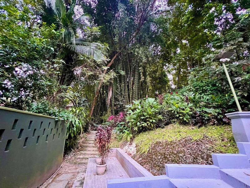 Zen Zaru Beautiful Hidden Hotel image