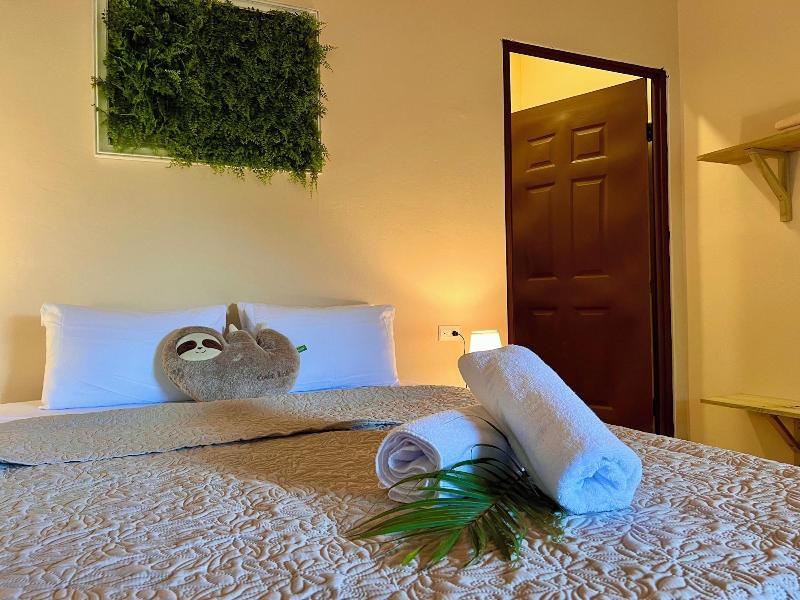 Zen Zaru Beautiful Hidden Hotel image