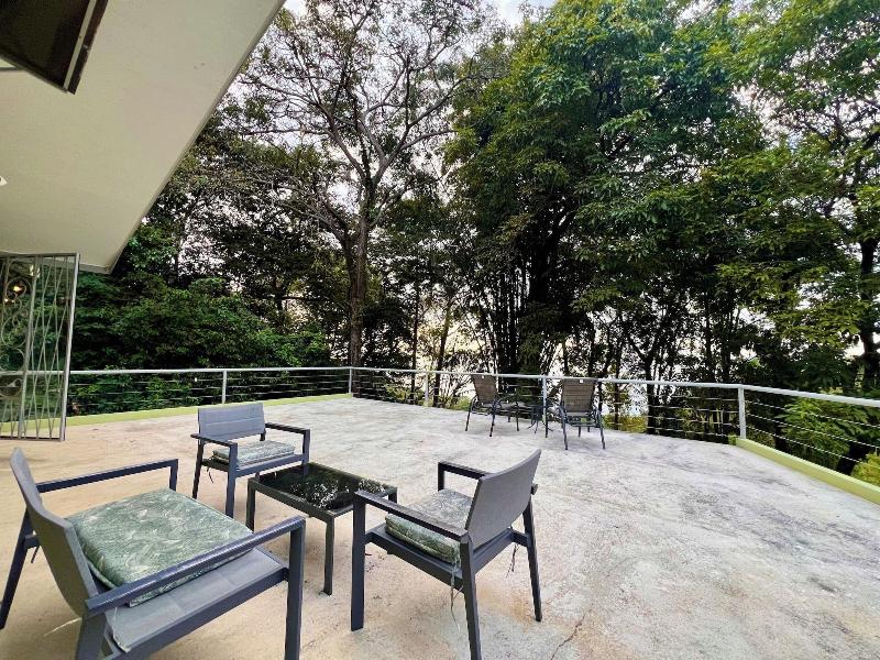 Zen Zaru Beautiful Hidden Hotel image