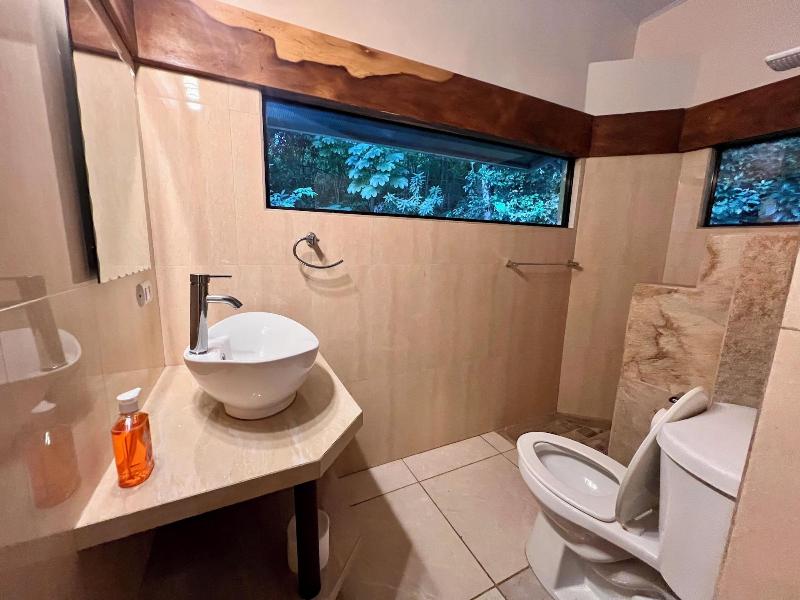 Zen Zaru Beautiful Hidden Hotel image